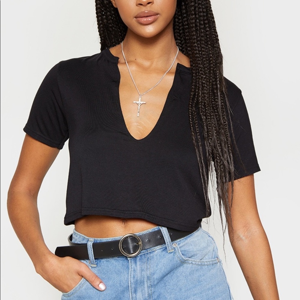 Basic black V neck T-shirt
